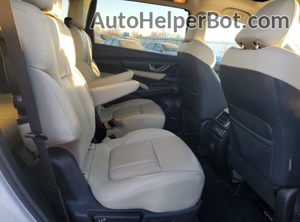 4S4WMAPD1L3444130 2020 SUBARU ASCENT White Widok wnętrza z tyłu