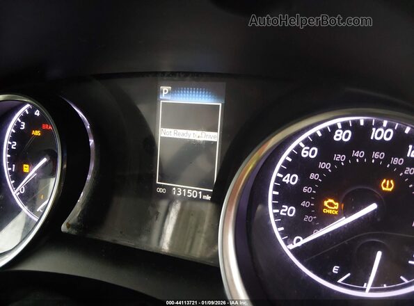 4T1B11HK5JU072092 2018 TOYOTA LE Белый Вид задних сидений