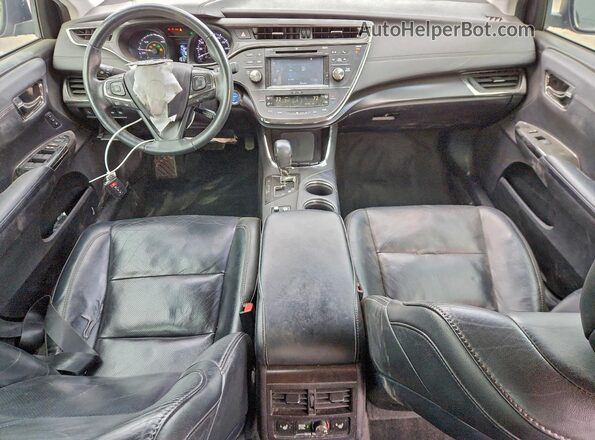 4T1BD1EB8HU057933 2017 TOYOTA AVALON Silver Vista del salpicadero