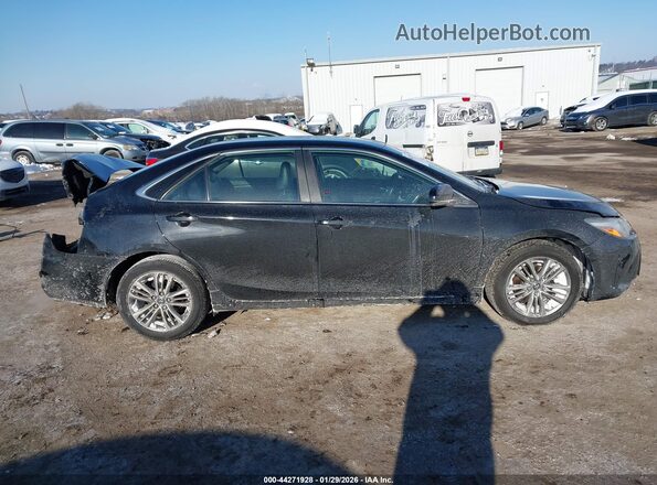 4T1BF1FK3HU296752 2017 TOYOTA CAMRY Black Вид задньої частини салону