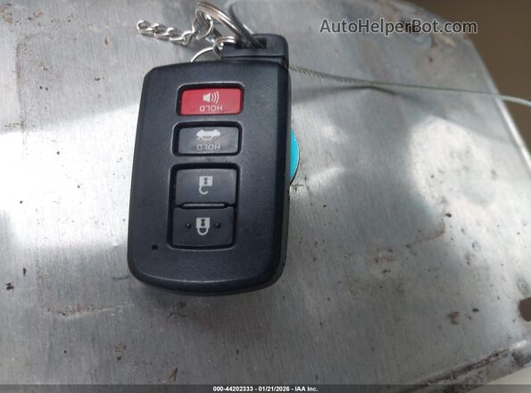 4T1BF1FK7HU728856 2017 TOYOTA LE Beige Widok deski rozdzielczej