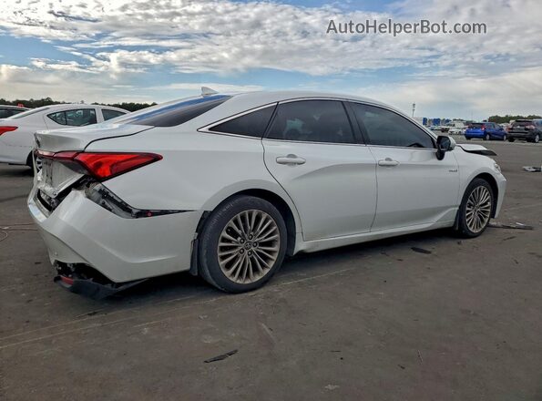 4T1D21FB5LU015354 2020 TOYOTA LIMITED White Tył prawy