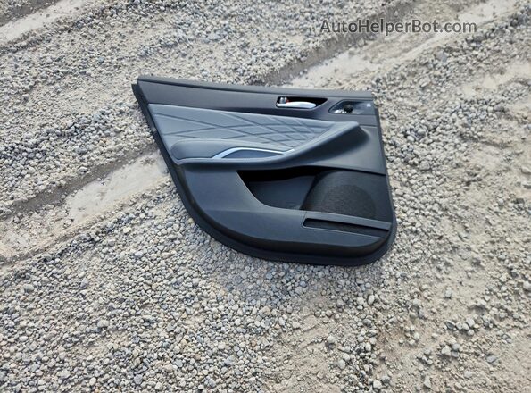 4T1DA1AB9MU006975 2021 TOYOTA LIMITED White ძრავის განყოფილების ხედი