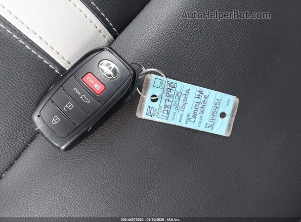 4T1DAACK9SU145451 2025 TOYOTA CAMRY White Вид панелі приладів
