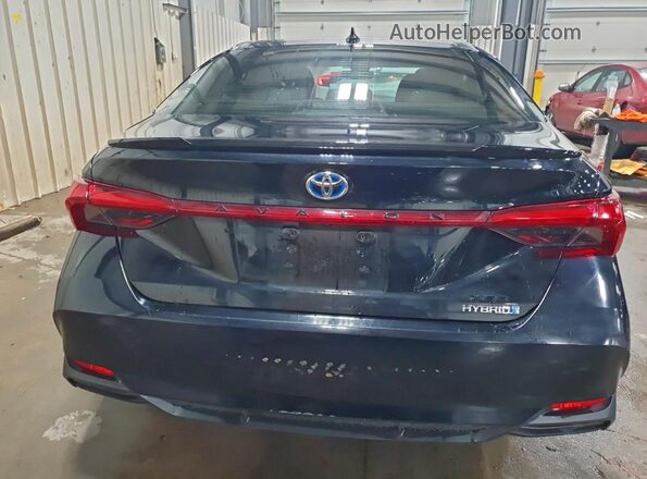 4T1EA1AB2MU002819 2021 TOYOTA AVALON Black უკანა ხედი