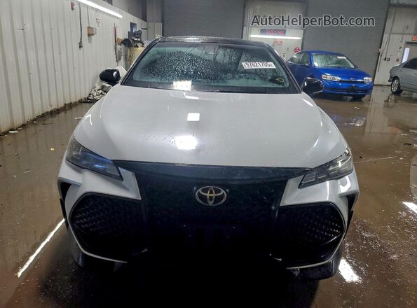 4T1FZ1FBXMU067536 2021 TOYOTA AVALON White Вид спереду
