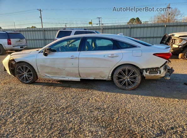 4T1GZ1FB9NU076055 2022 TOYOTA AVALON White Rear left