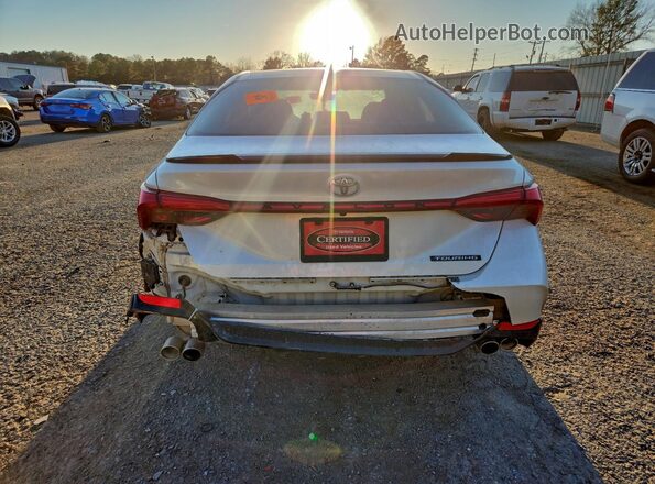 4T1GZ1FB9NU076055 2022 TOYOTA AVALON White Rear view