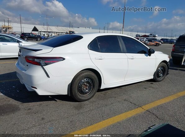 4T1T31AKXRU076109 2024 TOYOTA CAMRY HYBRID White 