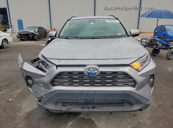 4T3D6RFV3MU060265 2021 TOYOTA LIMITED Silver Widok z przodu