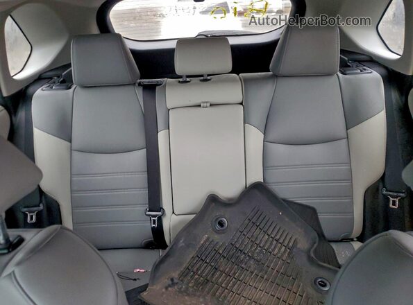 4T3D6RFV3MU060265 2021 TOYOTA LIMITED Silver Widok tylnych siedzeń