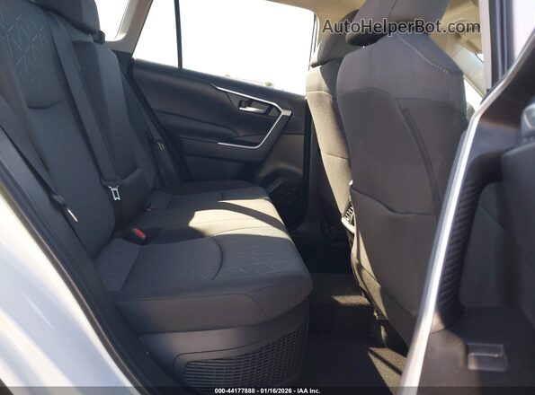 4T3RWRFV0SU197375 2025 TOYOTA LE Белый Вид наклейки с VIN-кодом