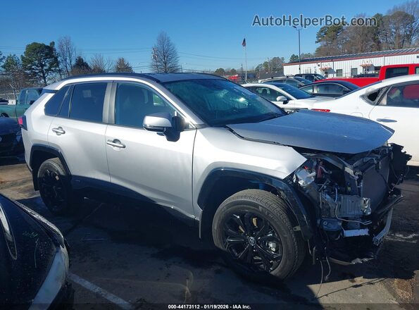 4T3T6RFV2RU156911 2024 TOYOTA RAV4 HYBRID Серебряный Вид задней части салона