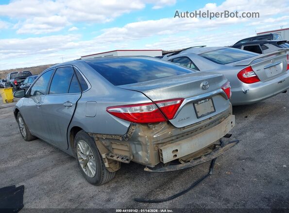 4T4BF1FK2GR567160 2016 TOYOTA LE Серебряный Задняя левая четверть