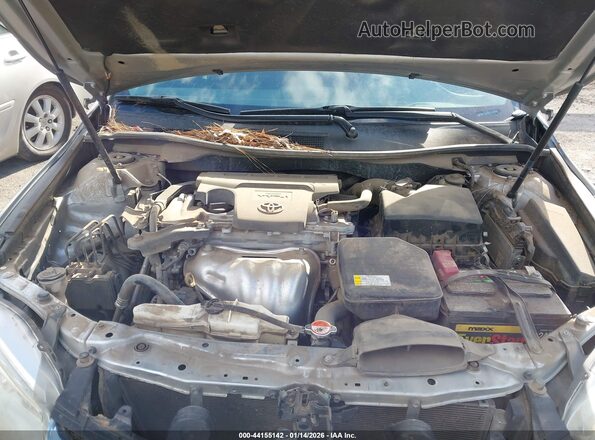 4T4BF1FK2GR567160 2016 TOYOTA LE Серебряный Вид сзади