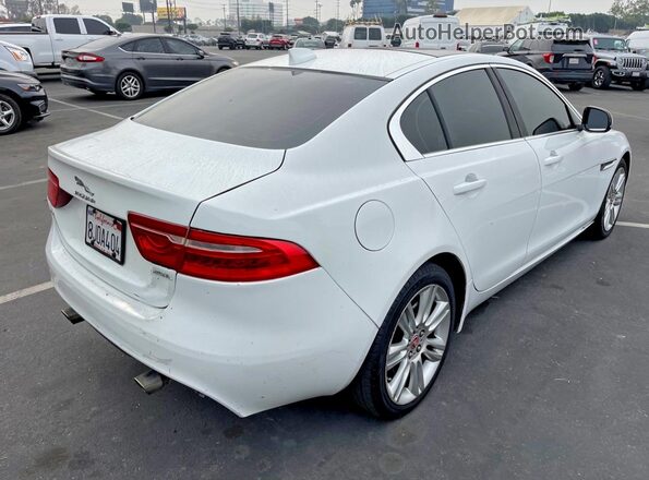 SAJAR4FX7KCP52805 2019 JAGUAR XF White Вид спереду