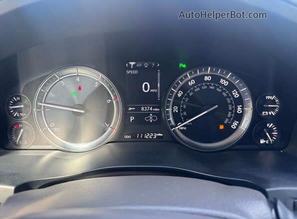 JTJHY7AX0G4198272 2016 LEXUS LX570 White 