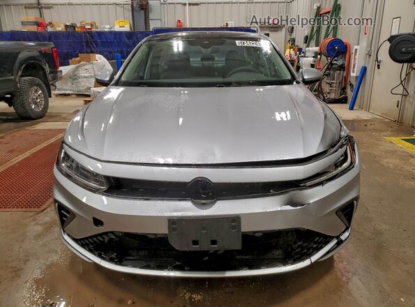 3VW7W7BUXTM019224 2026 VOLKSWAGEN JETTA Silver Vista trasera