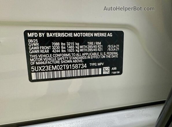 5UX23EM02T9158734 2026 BMW X7 White Vista interior trasera