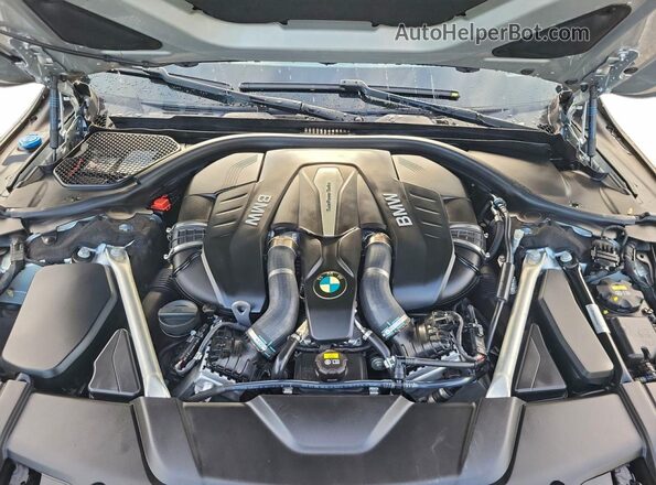 WBA7F0C56JGM23966 2018 BMW 7 SERIES Silver Dashboard view