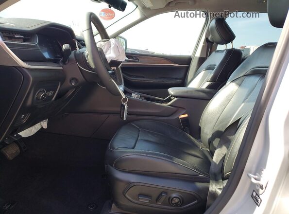 1C4RJKBG4P8701839 2023 JEEP GRAND CHER Silver Widok deski rozdzielczej