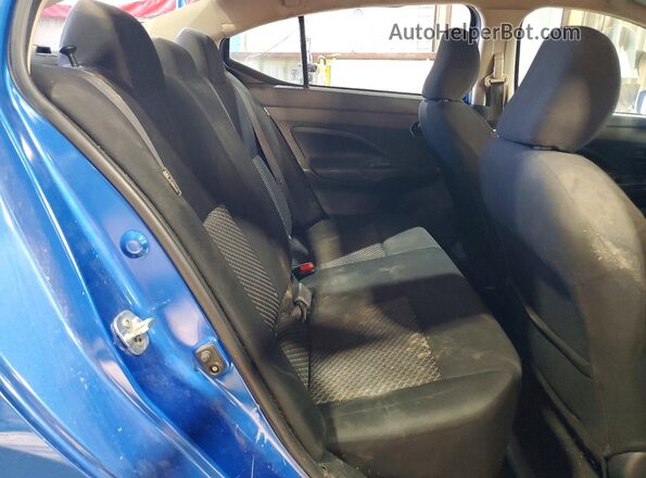 3N1CN8DV3NL825935 2022 NISSAN VERSA Blue Rear interior view