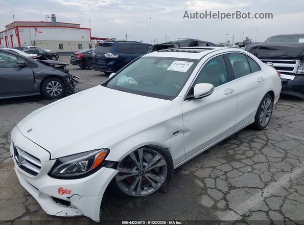 55SWF4HB8JU271038 2018 MERCEDES-BENZ C 350E White Vista interior de 360 grados