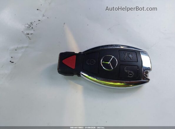 55SWF4JB4JU235650 2018 MERCEDES-BENZ C-CLASS Gray 