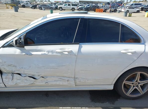55SWF4JB8JU257358 2018 MERCEDES-BENZ C-CLASS Белый 