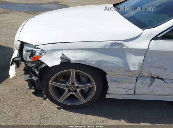55SWF4JB8JU257358 2018 MERCEDES-BENZ C-CLASS Белый 