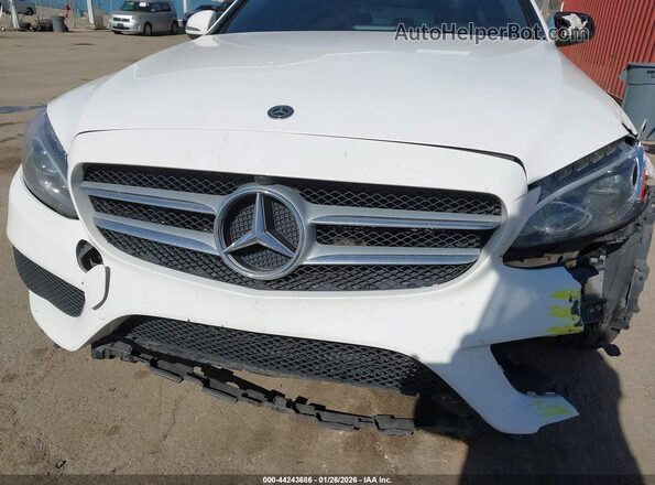 55SWF4JB8JU257358 2018 MERCEDES-BENZ C-CLASS Белый 