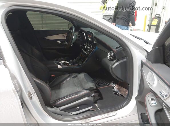 55SWF6EB5HU228948 2017 MERCEDES-BENZ AMG C 43 Gray Widok wnętrza z przodu