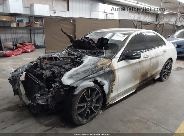 55SWF6EB5JU238269 2018 MERCEDES-BENZ AMG C 43 White Przód lewy