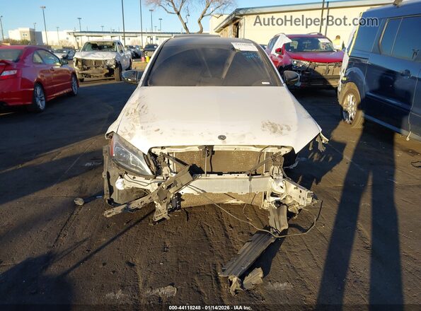 55SWF6EB9HU221288 2017 MERCEDES-BENZ AMG C 43 White უკანა სალონის ხედი