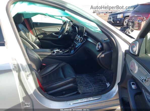 55SWF6EBXHU184137 2017 MERCEDES-BENZ AMG C 43 Silver Front interior view