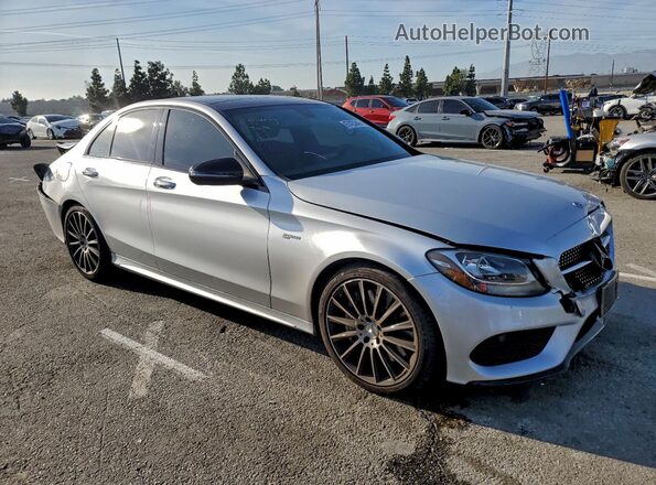 55SWF6EBXJU250871 2018 MERCEDES-BENZ C Серебряный Передняя правая четверть