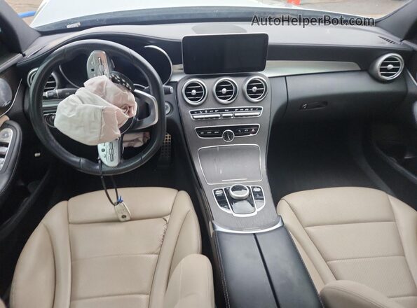 55SWF8EB1LU331000 2020 MERCEDES-BENZ C Silver Dashboard view