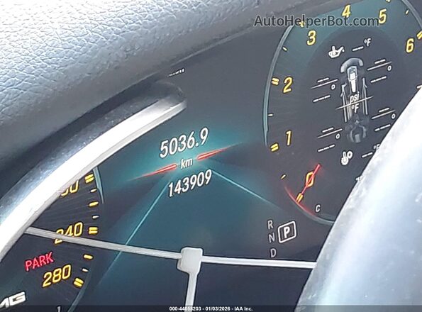55SWF8EB5KU320175 2019 MERCEDES-BENZ C-CLASS Black Widok tylnych siedzeń
