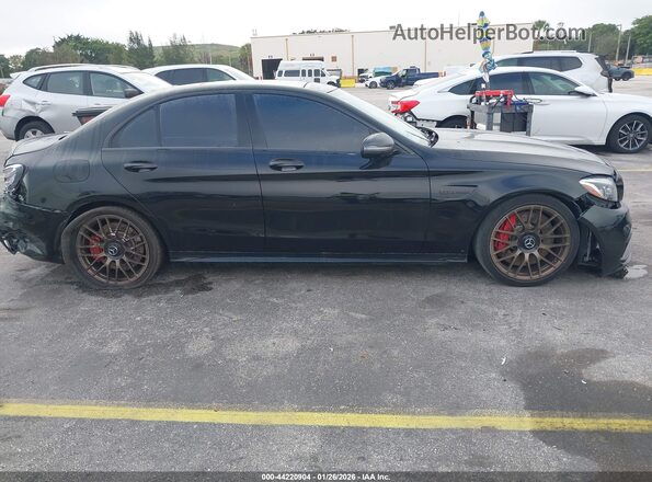 55SWF8HB9HU199106 2017 MERCEDES-BENZ AMG C 63 Black Widok z przodu