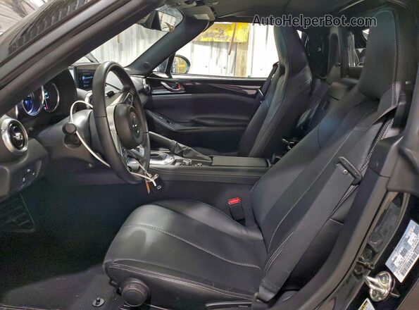 JM1NDAM70S0652417 2025 MAZDA MX-5 Черный Вид панели приборов