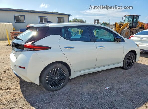 1N4CZ1CV4PC557962 2023 NISSAN LEAF White Przód prawy