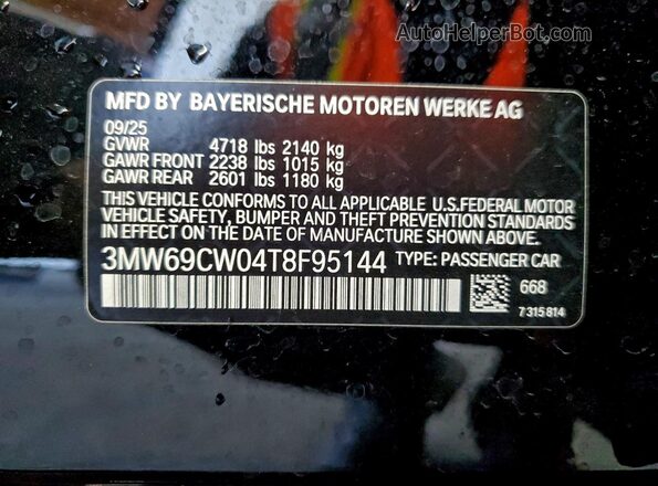 3MW69CW04T8F95144 2026 BMW 3 SERIES Black Vista del compartimento del motor