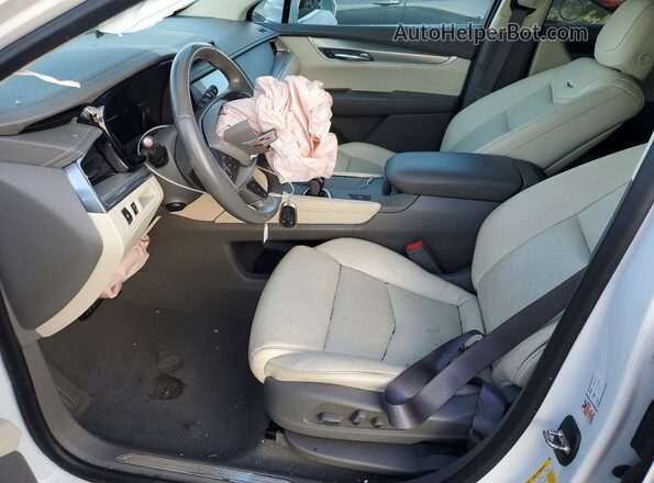 1GYKNCRS8JZ182473 2018 CADILLAC XT5 White 