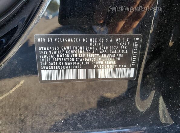 3VWCB7BU5KM192352 2019 VOLKSWAGEN JETTA Черный 
