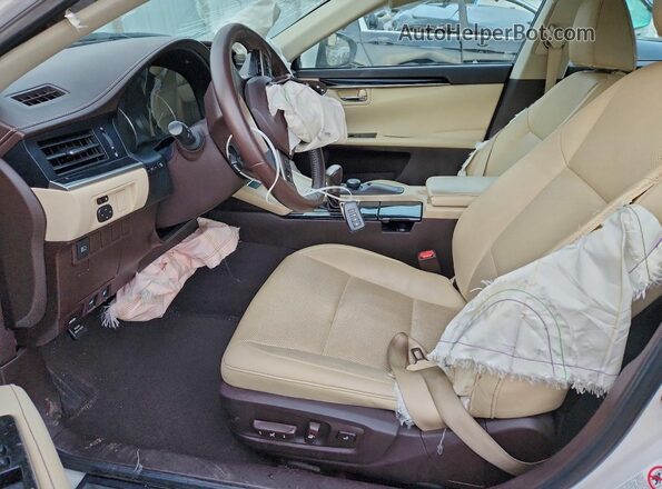58ABK1GG2HU040164 2017 LEXUS ES Белый Вид салона спереди