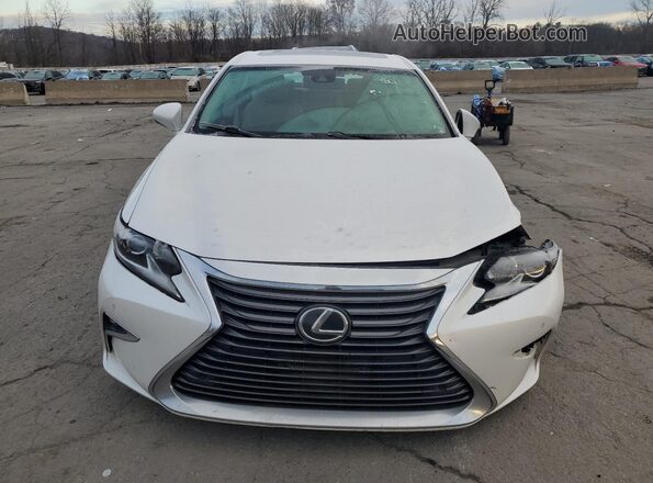 58ABK1GG7JU093223 2018 LEXUS ES Белый Вид спереди