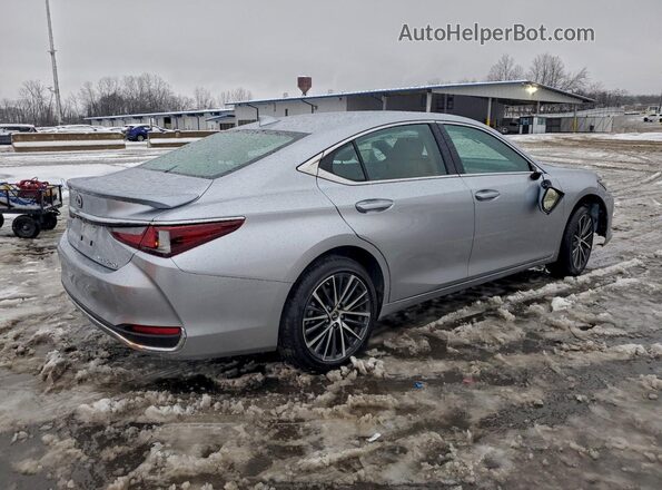 58AD11D13PU011833 2023 LEXUS ES Silver Trasero derecho