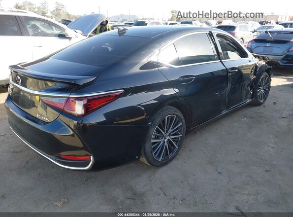58ADA1C11SU070308 2025 LEXUS ES 300H Black უკანა მარჯვენა