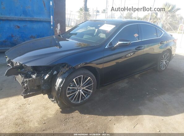 58ADA1C11SU070308 2025 LEXUS ES 300H Black წინა მარცხენა ხედი სამი მეოთხედიდან