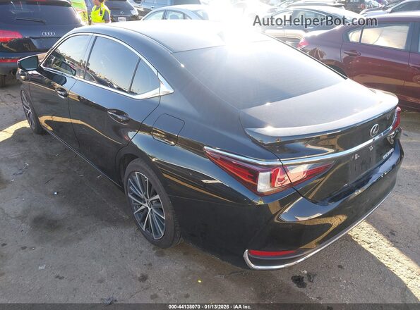 58ADA1C12SU067983 2025 LEXUS ES 300H Черный Задняя левая четверть